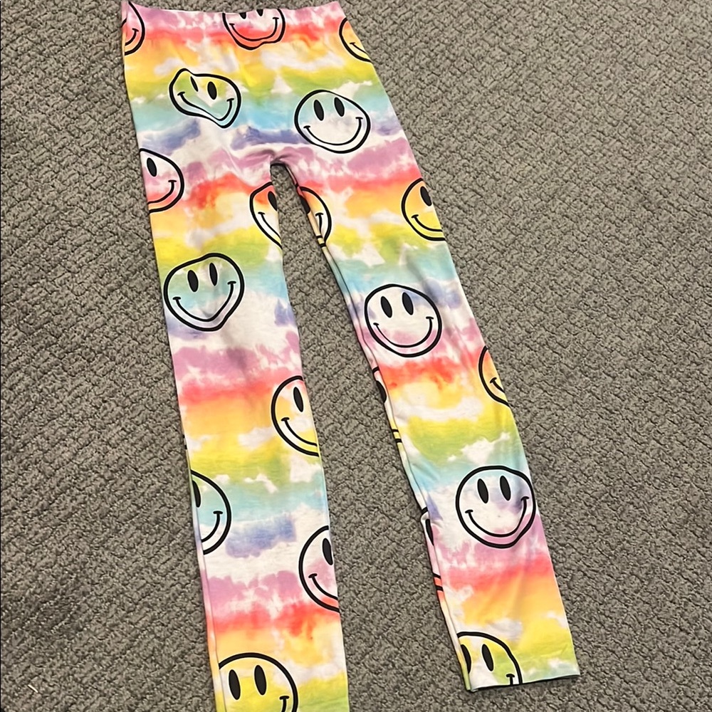 Red and Pink Leggings with Vibrant Design